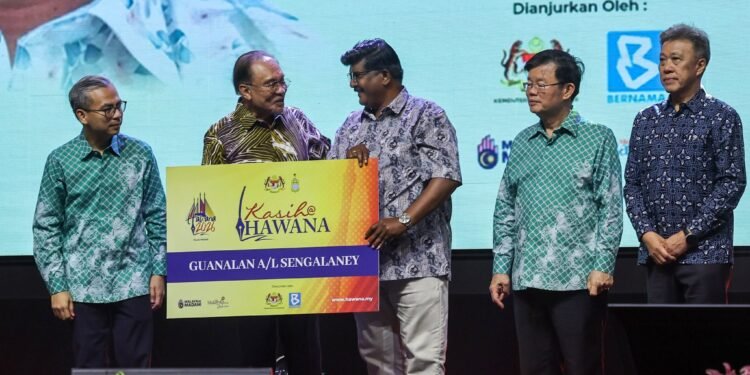 Anwar Tambah RM1 Juta Untuk Tabung Kasih@HAWANA