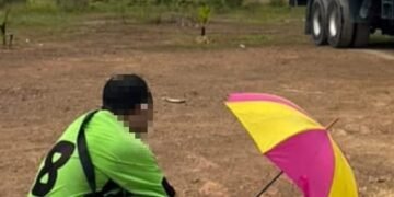 Cucu maut dirempuh lori dipandu datuk ketika mengundur